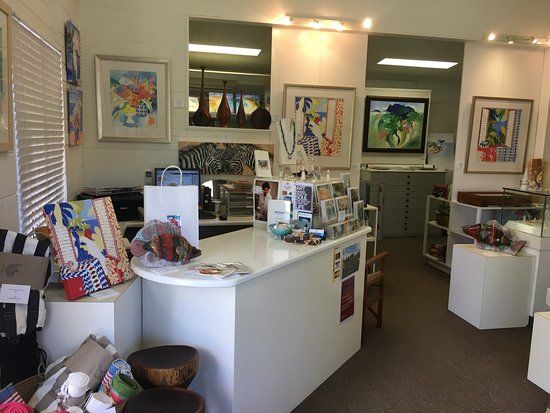 Helen Wiltshire Gallery